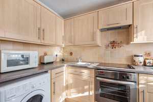 Kitchen- click for photo gallery